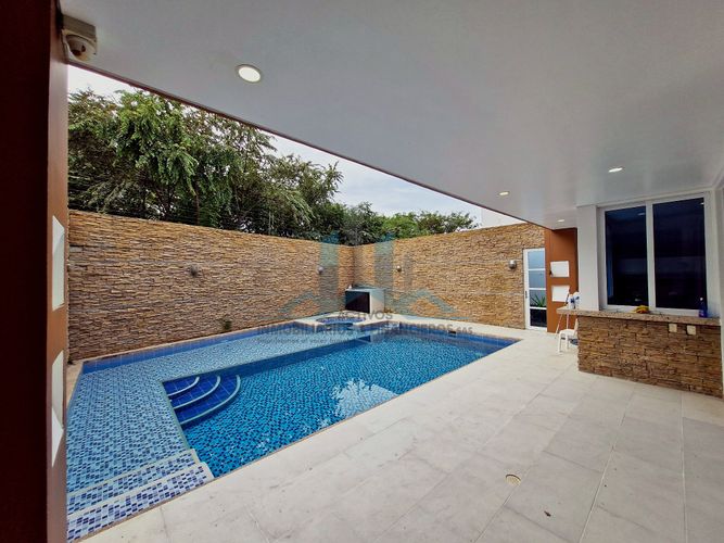 Casa de 4 alcobas en venta en Aqualina Orange, Girardot, 239 m² · foto 19 de 24