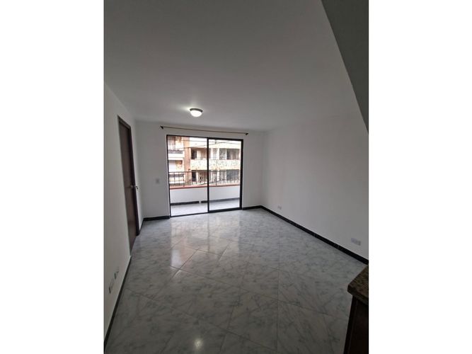 Apartamento de 3 alcobas en arriendo en Entreamigos, Medellín, 58 m² · foto 3 de 10