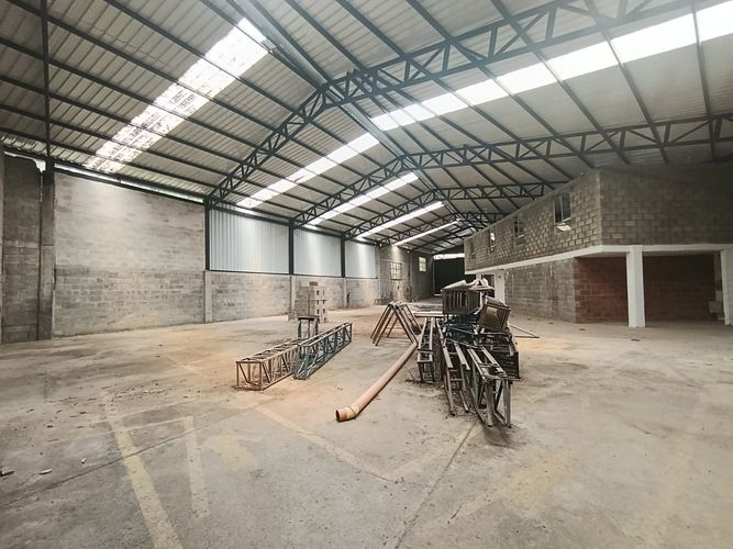 Bodega en arriendo en Guarne, 700 m² · foto 11 de 19