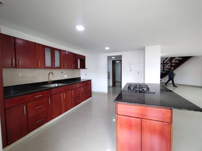 Apartamento de 4 alcobas en venta en Aves Maria, Sabaneta, 326 m² · foto 5 de 24