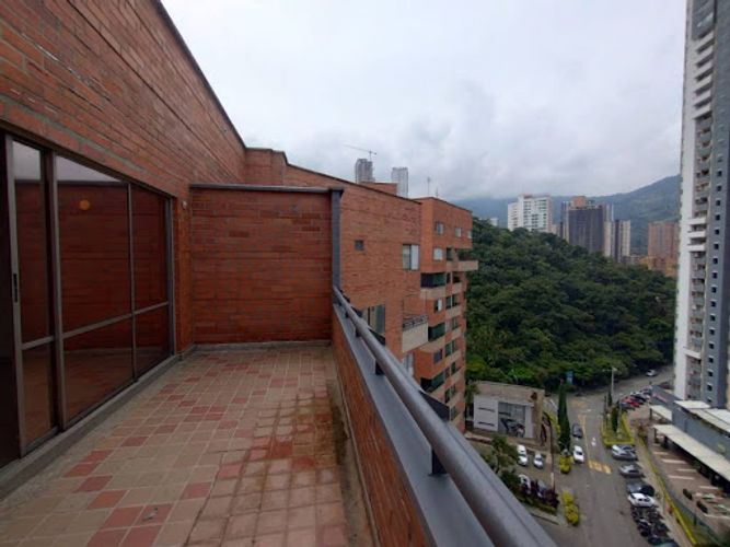 Apartamento de 4 alcobas en venta en Aves Maria, Sabaneta, 326 m² · foto 7 de 24