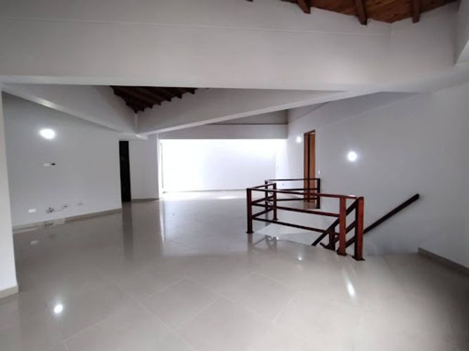 Apartamento de 4 alcobas en venta en Aves Maria, Sabaneta, 326 m² · foto 12 de 24