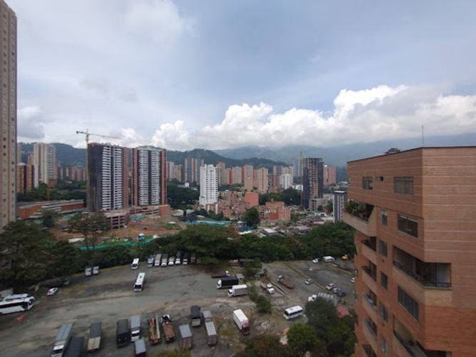 Apartamento de 4 alcobas en venta en Aves Maria, Sabaneta, 326 m² · foto 17 de 24