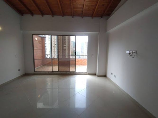 Apartamento de 4 alcobas en venta en Aves Maria, Sabaneta, 326 m² · foto 20 de 24