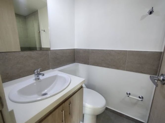 Apartamento de 2 alcobas en venta en Las Lomitas, Sabaneta, 60 m² · foto 13 de 19