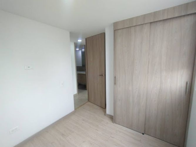 Apartamento de 2 alcobas en venta en Las Lomitas, Sabaneta, 60 m² · foto 14 de 19