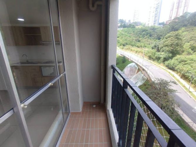 Apartamento de 2 alcobas en venta en Las Lomitas, Sabaneta, 60 m² · foto 15 de 19