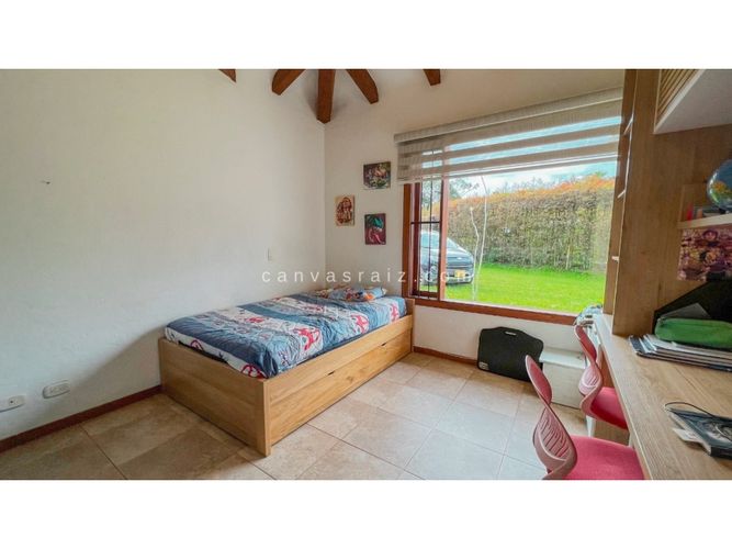 Casa de 4 alcobas en venta en Santa Elena, El Retiro, 229 m² · foto 6 de 8