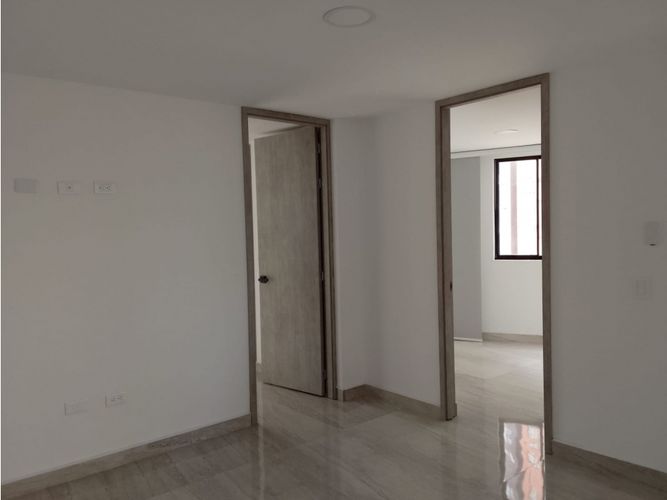 Apartamento de 3 alcobas en venta en Aves Maria, Sabaneta, 74 m² · foto 8 de 13