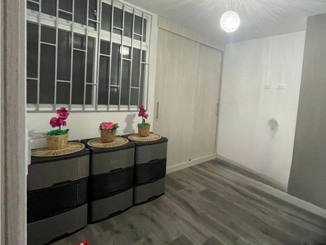 Apartamento de 3 alcobas en venta en Prados De Sabaneta, Sabaneta, 65 m² · foto 5 de 7