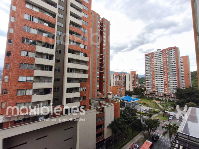 Apartamento en venta en Los Colores, Medellín · foto 17 de 17