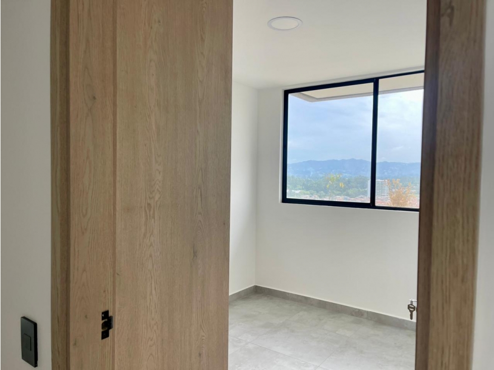 Apartamento en arriendo en San Antonio De Pereira, Rionegro · foto 2 de 13