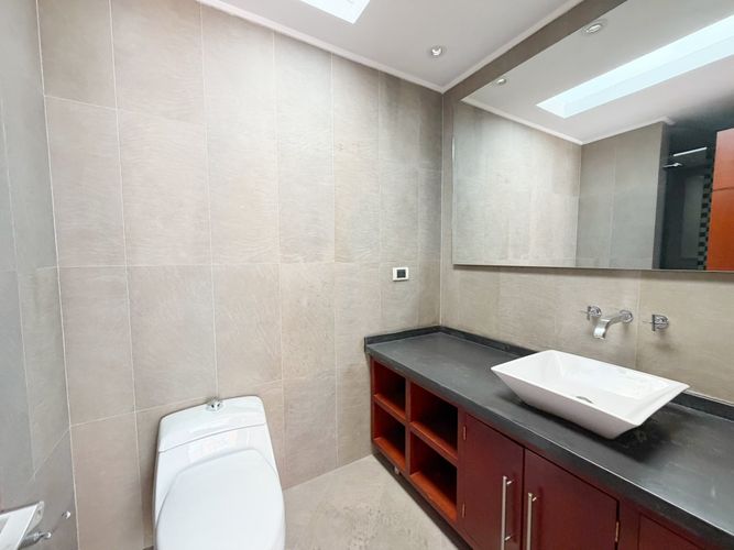 Apartamento de 5 alcobas en venta en Santa Barbara, Bogotá, 340 m² · foto 5 de 19
