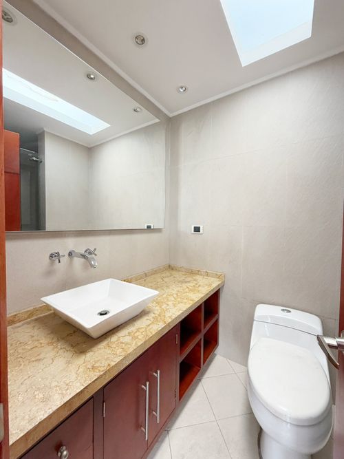 Apartamento de 5 alcobas en venta en Santa Barbara, Bogotá, 340 m² · foto 19 de 19