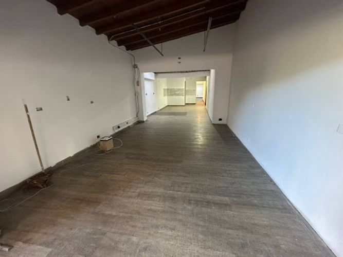 Local en arriendo en La Castellana, Medellín, 120 m² · foto 3 de 11