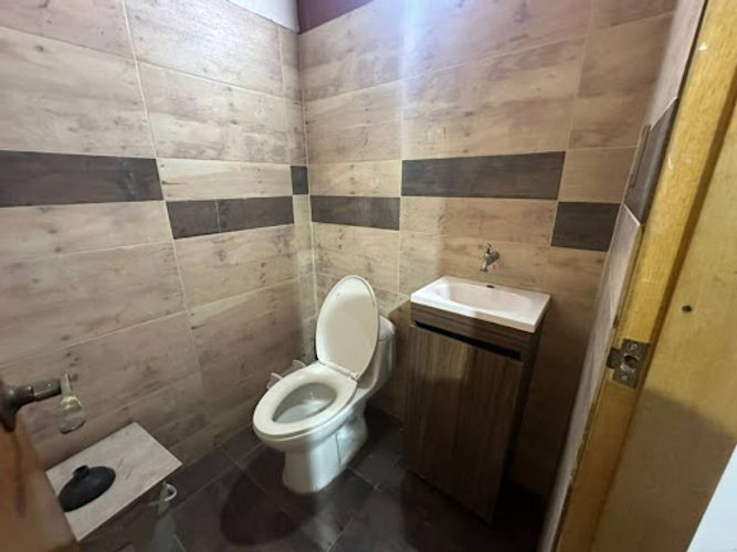 Local en arriendo en La Castellana, Medellín, 120 m² · foto 6 de 11