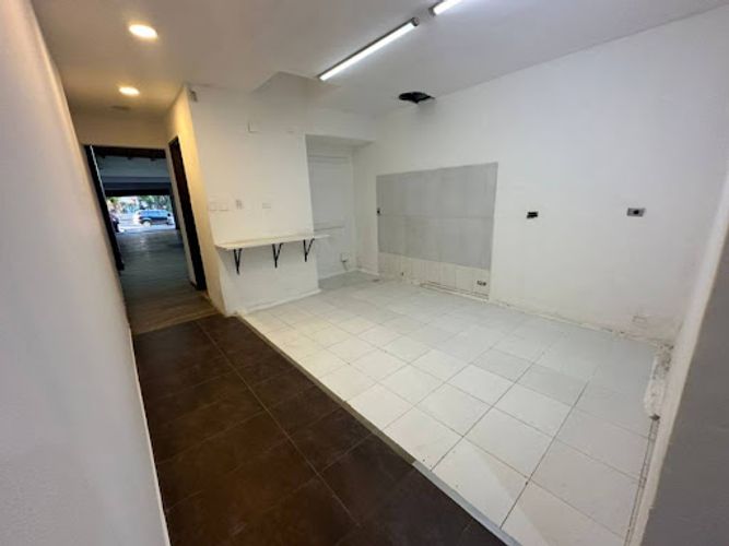 Local en arriendo en La Castellana, Medellín, 120 m² · foto 7 de 11