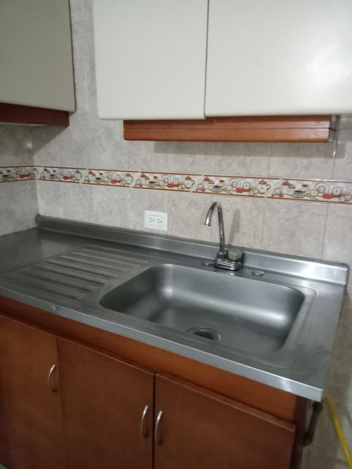 Casa de 4 alcobas en venta en Gran Granada, Bogotá, 53 m² · foto 4 de 17