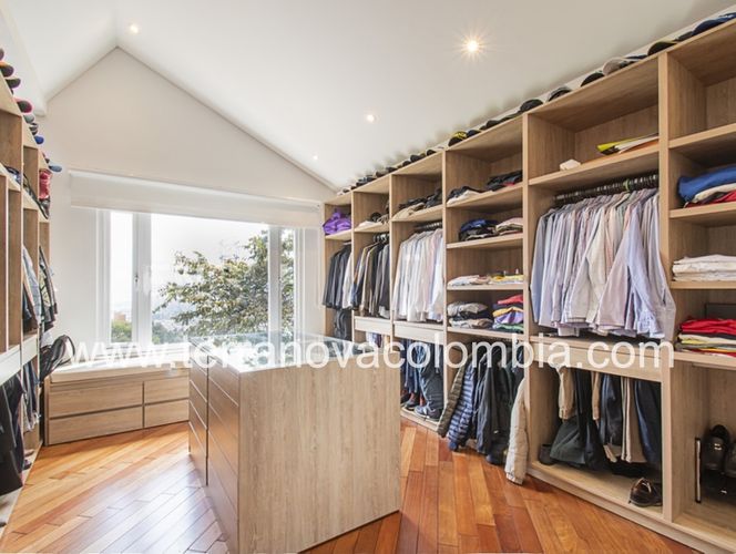 Casa de 4 alcobas en venta en Sotileza, Bogotá, 400 m² · foto 9 de 20