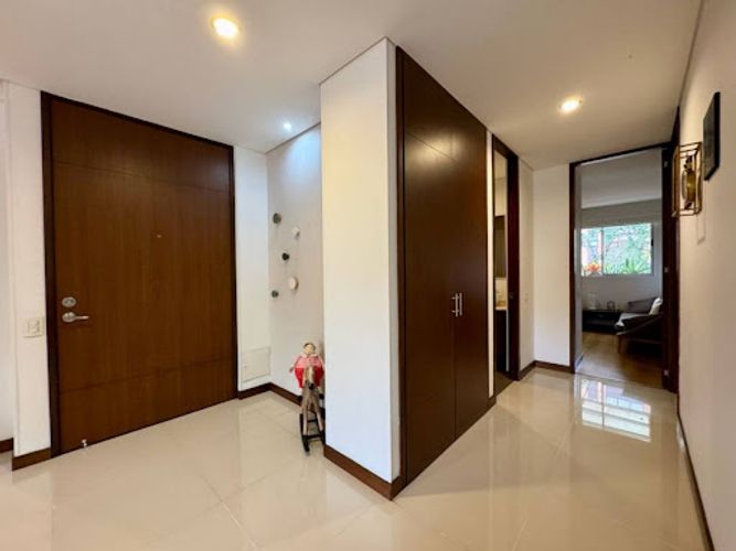 Apartamento de 2 alcobas en venta en Alejandria, Medellín, 125 m² · foto 13 de 24