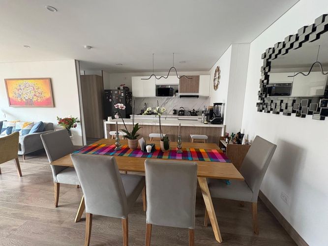 Apartamento de 3 alcobas en venta en Alejandria, Bogotá, 110 m² · foto 2 de 20