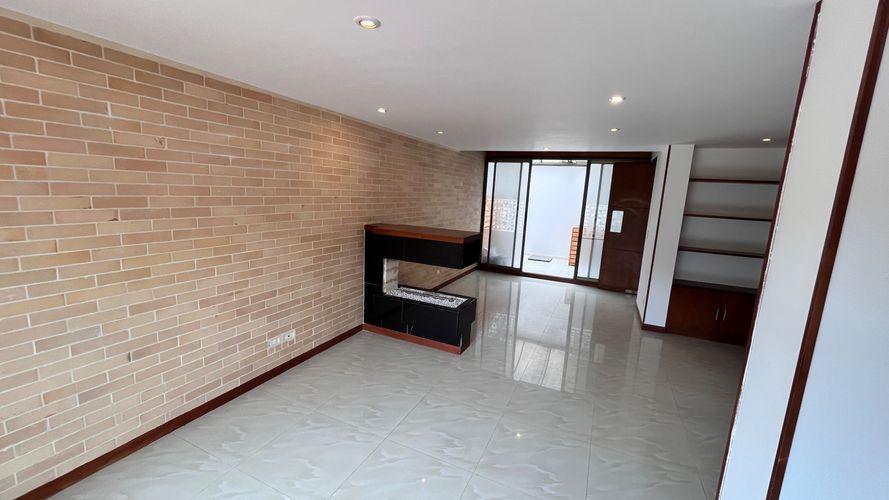 Casa de 4 alcobas en venta en Cota, 170 m² · foto 5 de 24