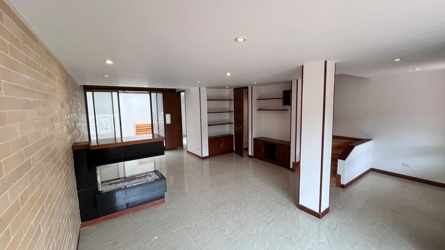 Casa de 4 alcobas en venta en Cota, 170 m² · foto 4 de 24