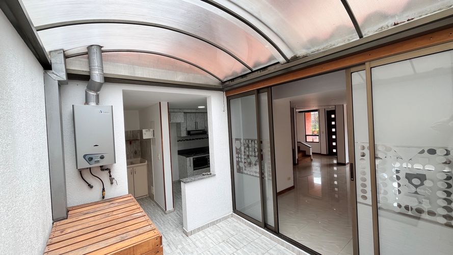 Casa de 4 alcobas en venta en Cota, 170 m² · foto 10 de 24