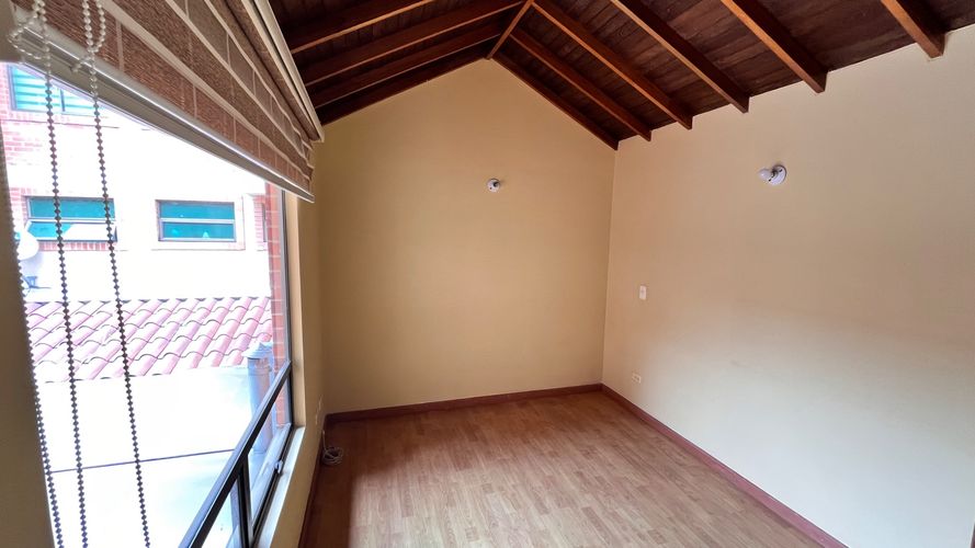 Casa de 4 alcobas en venta en Cota, 170 m² · foto 13 de 24