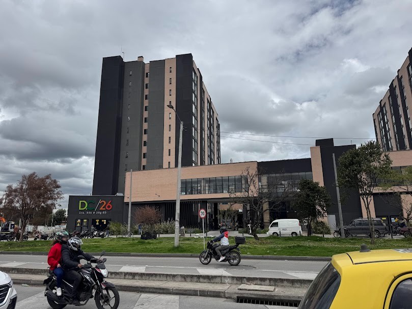 Apartamento en venta en Modelia, Bogotá · foto 2 de 12