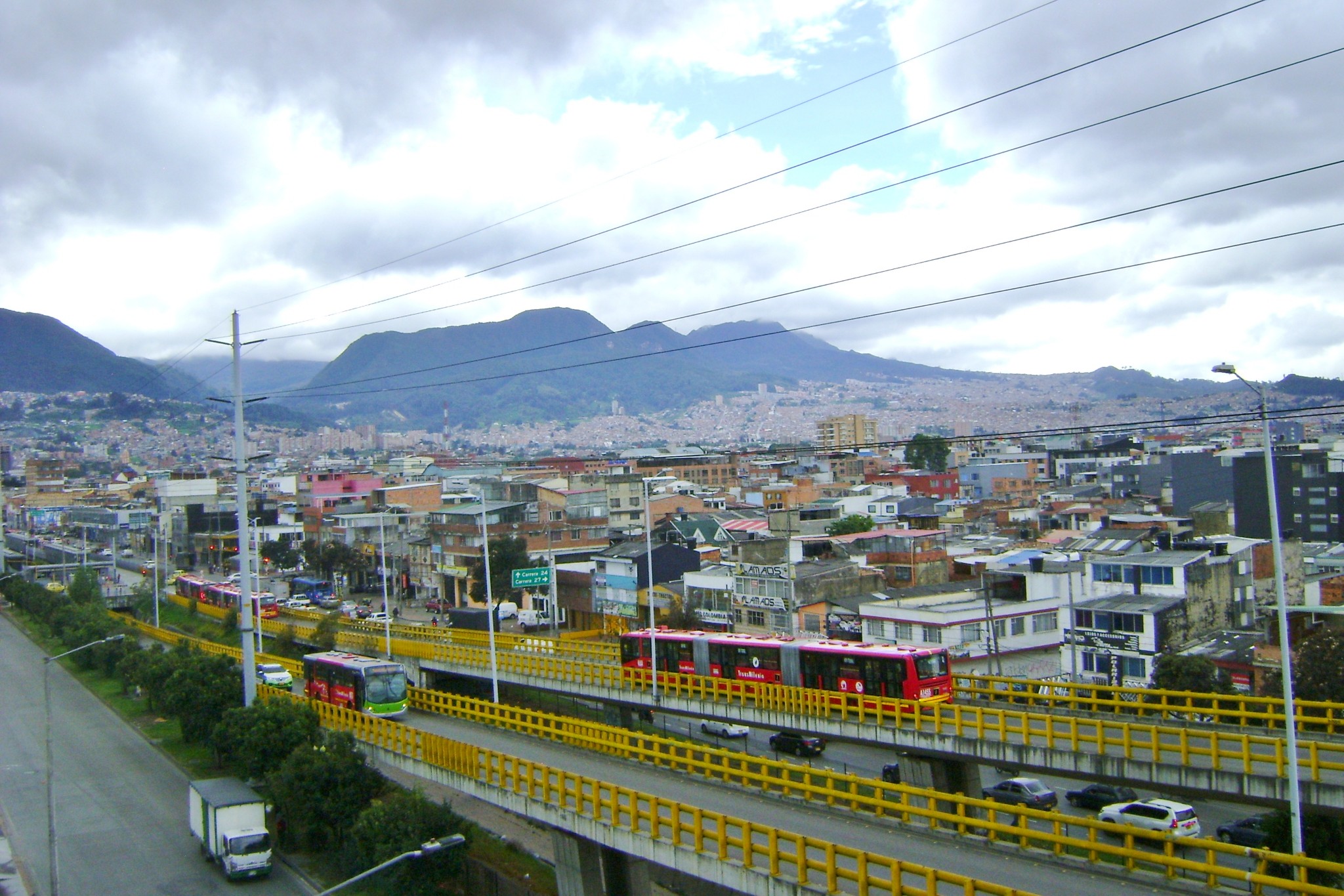 Apartamento en venta en Ricaurte, Bogotá · foto 2 de 21
