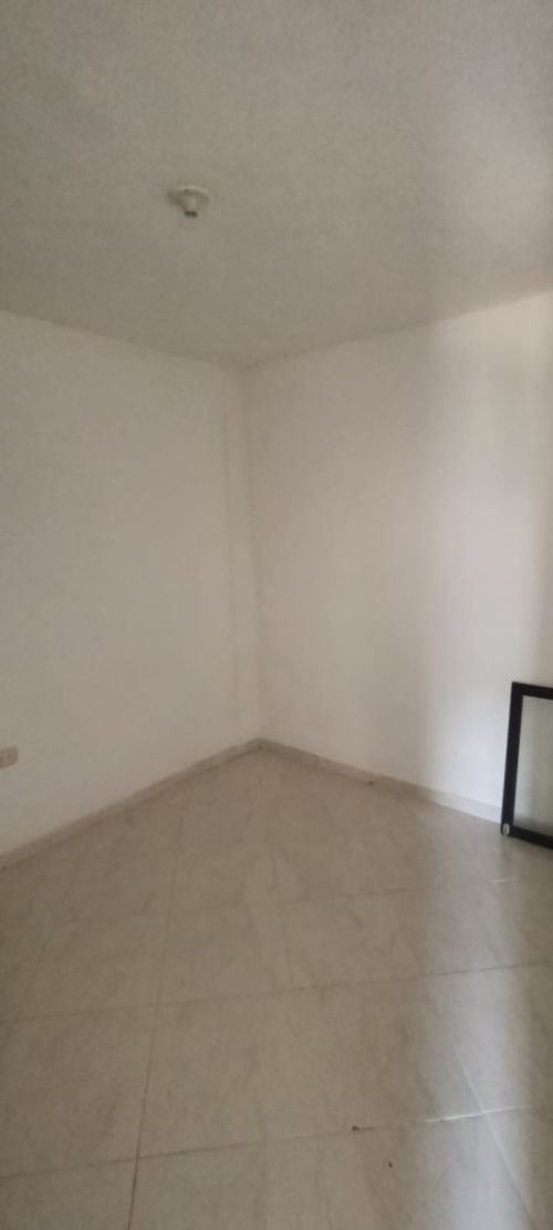 Apartamento de 2 alcobas en venta en Puerto Madero, Girón, 35 m² · foto 7 de 11