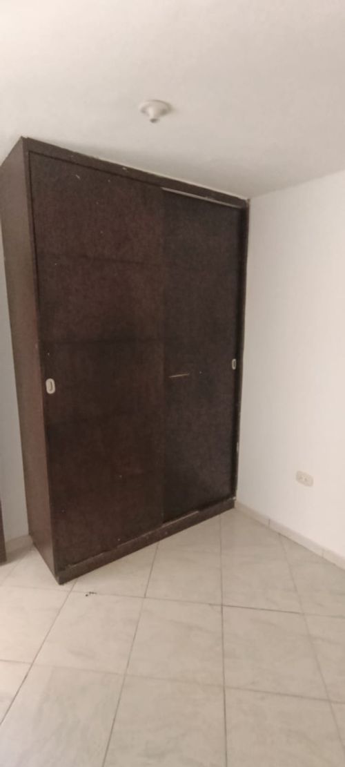 Apartamento de 2 alcobas en venta en Puerto Madero, Girón, 35 m² · foto 8 de 11