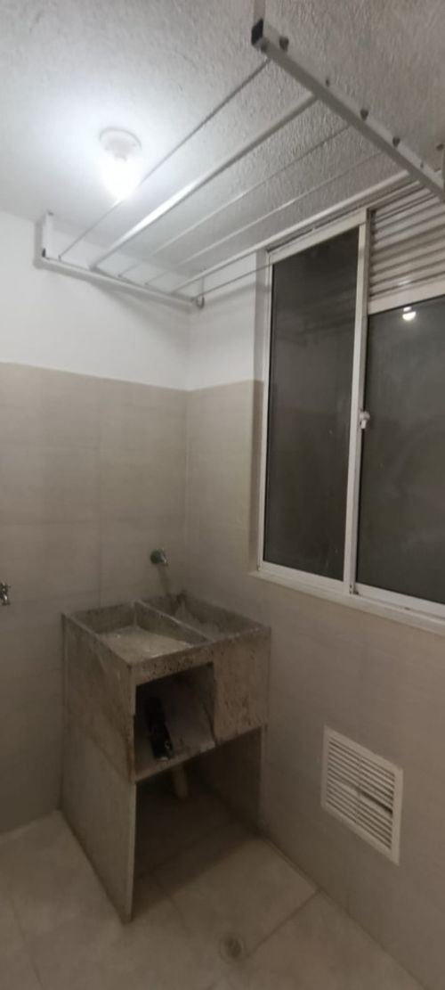 Apartamento de 2 alcobas en venta en Puerto Madero, Girón · foto 10 de 13