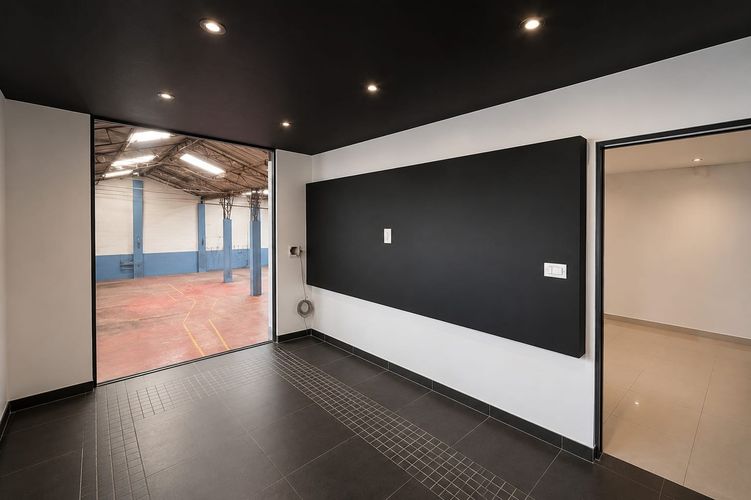 Bodega en venta en La Candelaria, Medellín, 473 m² · foto 8 de 8