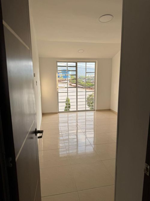 Casa de 3 alcobas en venta en Guanata, Floridablanca, 118 m² · foto 11 de 13