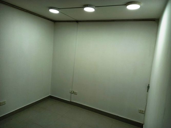 Oficina en venta en Santa Monica, Cali, 43 m² · foto 13 de 24