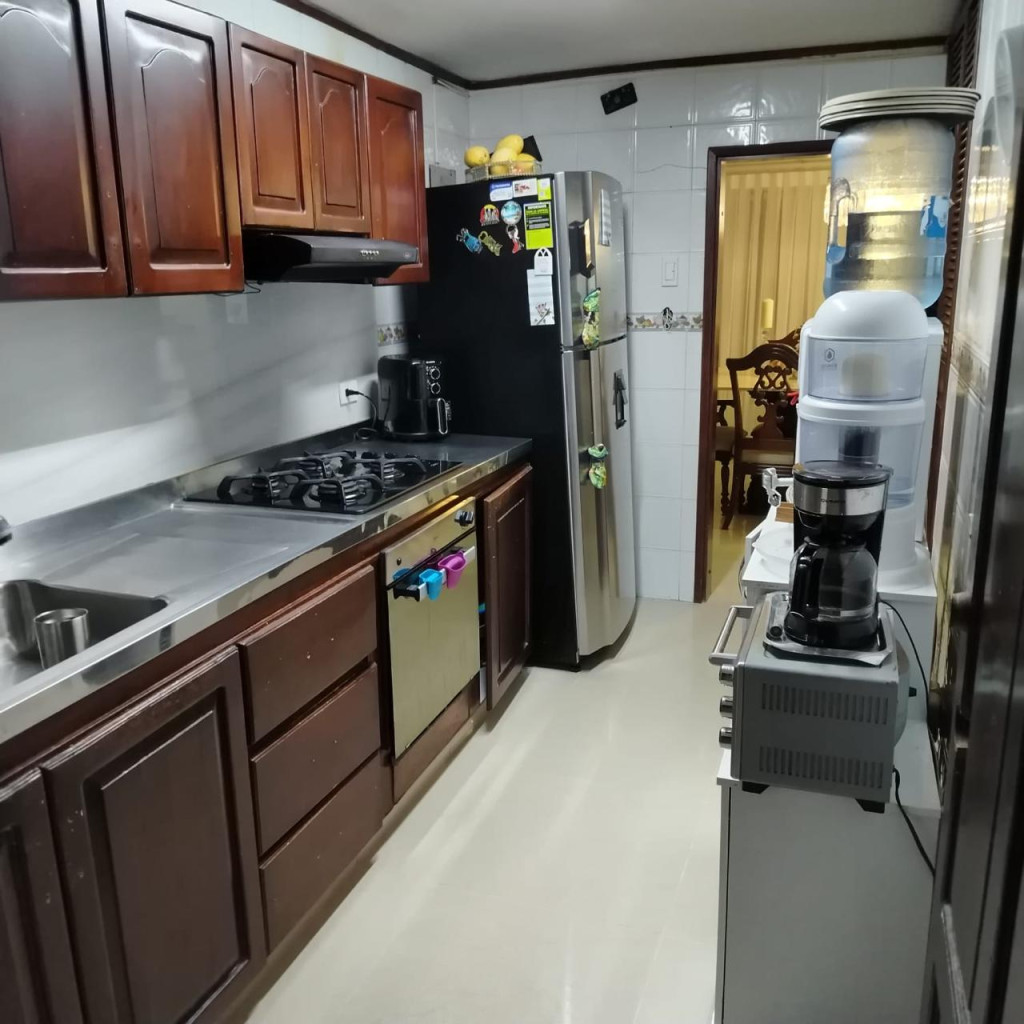 Casa en venta en Cr. Jardines De Tivoli, Barranquilla · foto 6 de 14