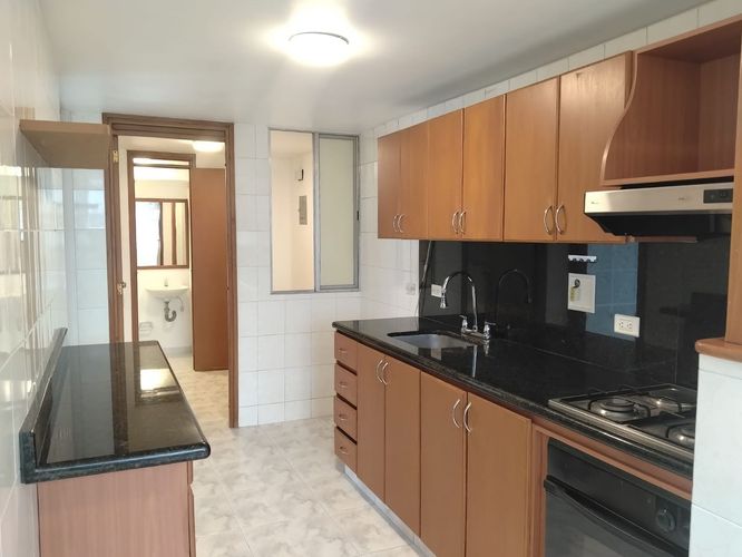 Apartamento de 3 alcobas en arriendo en Vía Las Palmas, Medellín, 100 m² · foto 6 de 20