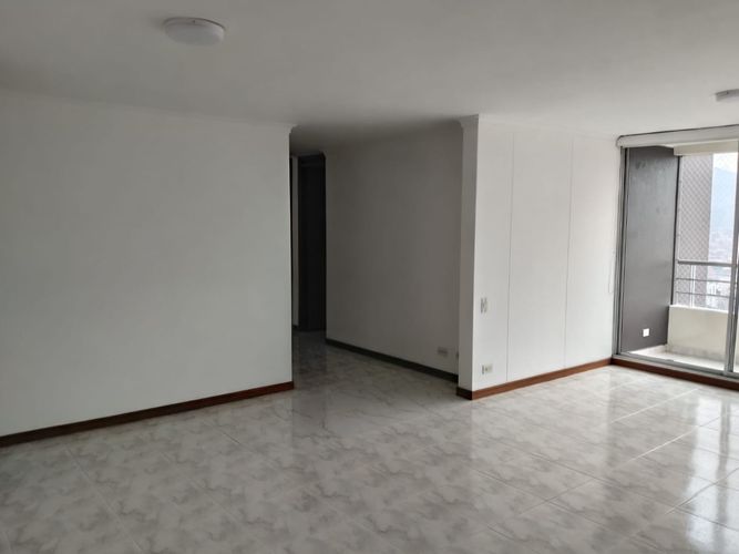 Apartamento de 3 alcobas en arriendo en Vía Las Palmas, Medellín, 100 m² · foto 3 de 20