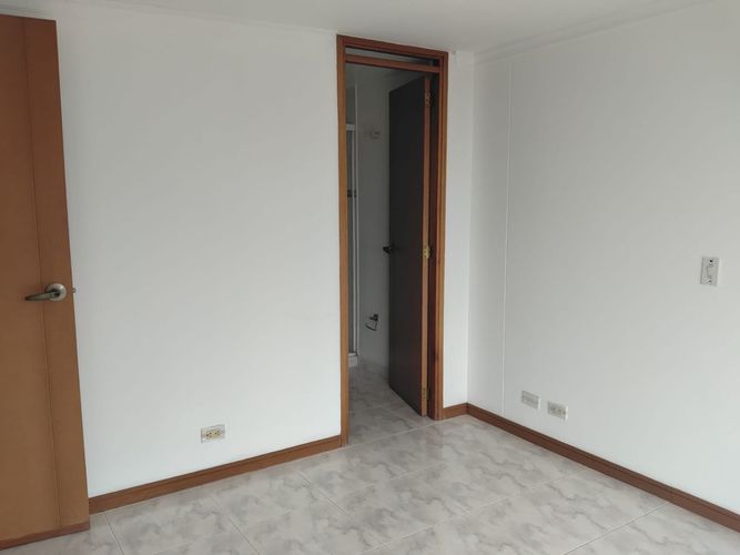 Apartamento de 3 alcobas en arriendo en Vía Las Palmas, Medellín, 100 m² · foto 10 de 20