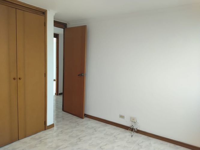 Apartamento de 3 alcobas en arriendo en Vía Las Palmas, Medellín, 100 m² · foto 14 de 20