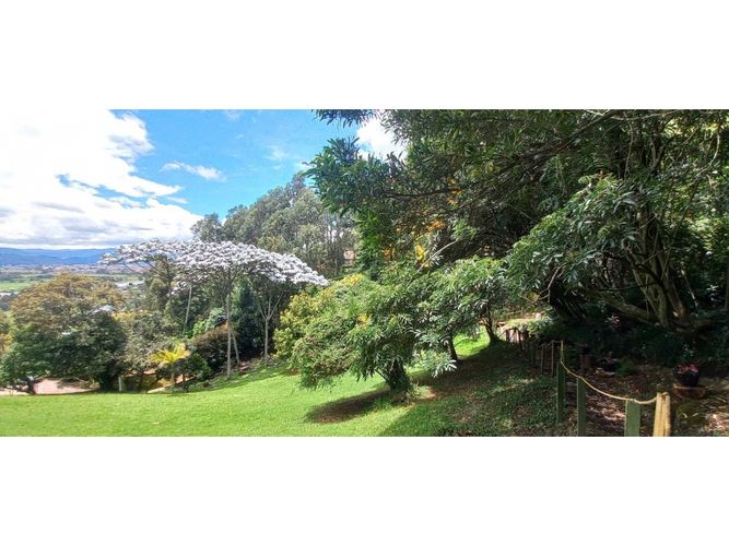 Lote en venta en San Jose, Chía, 3168 m² · foto 5 de 15