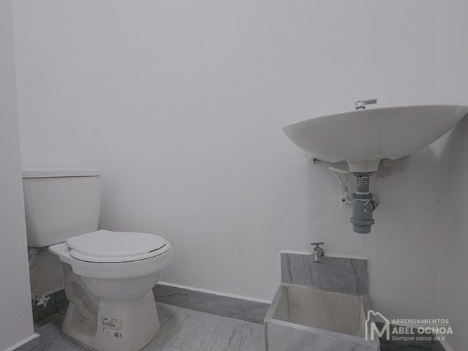 Local en arriendo en Las Vegas, Envigado, 28 m² · foto 10 de 10