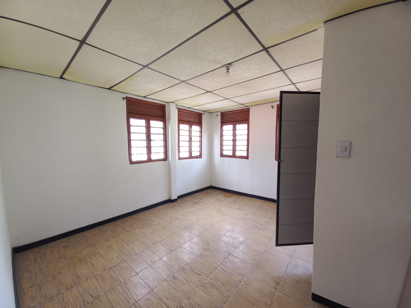 Casa en venta en Sector Lago Uribe, Pereira · foto 2 de 24