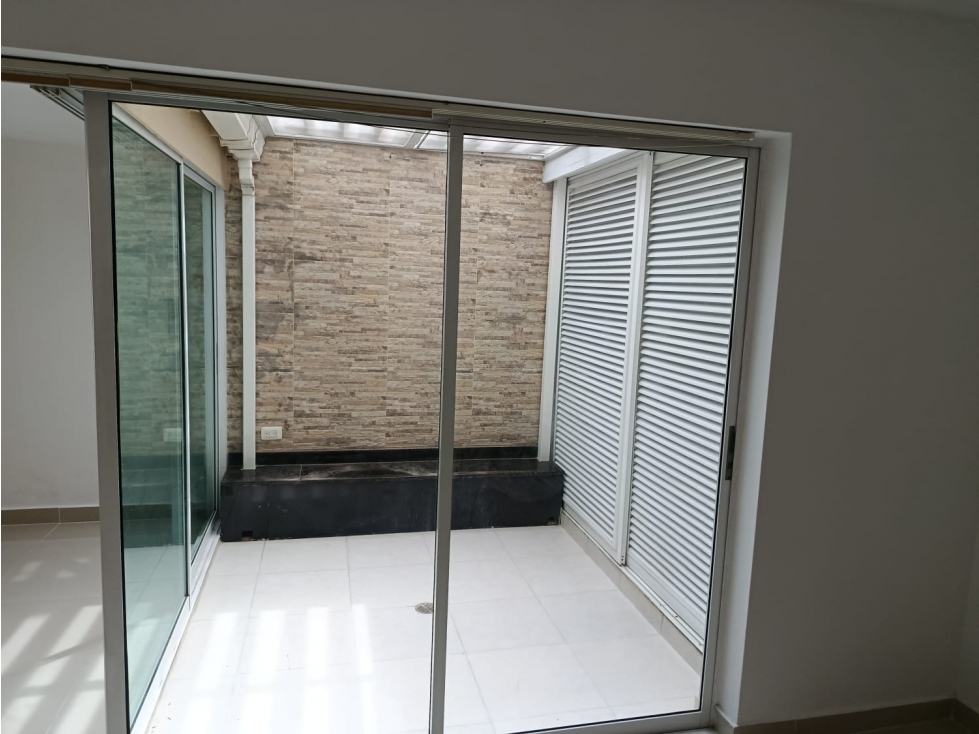 Casa en venta en Altos De Riomar, Barranquilla · foto 2 de 22