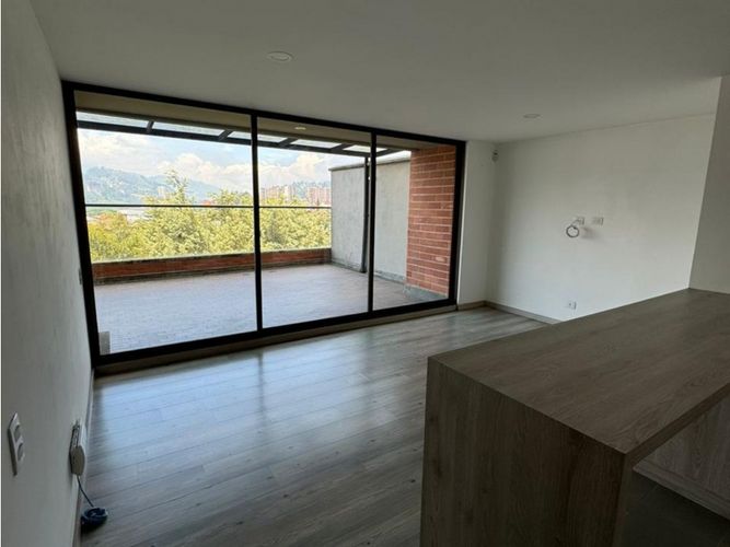 Apartamento en venta en Ditaires, Itagüí · foto 3 de 9