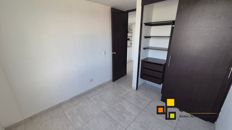 Apartamento de 3 alcobas en venta en El Palenque, Girón, 63 m² · foto 13 de 24