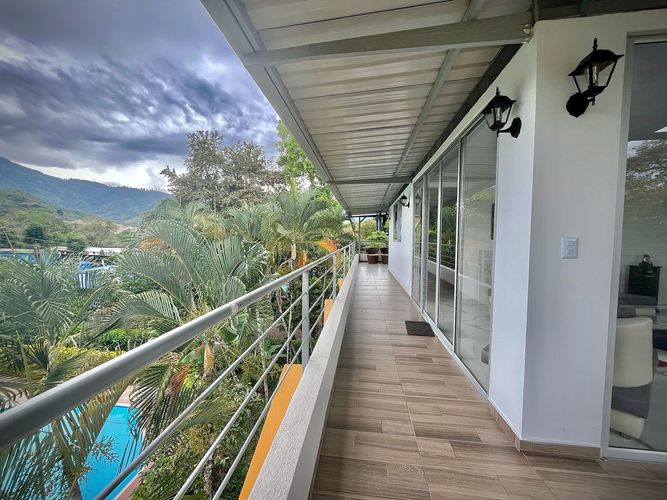 Casa de 12 alcobas en venta en El Totumo, Ibagué · foto 11 de 18