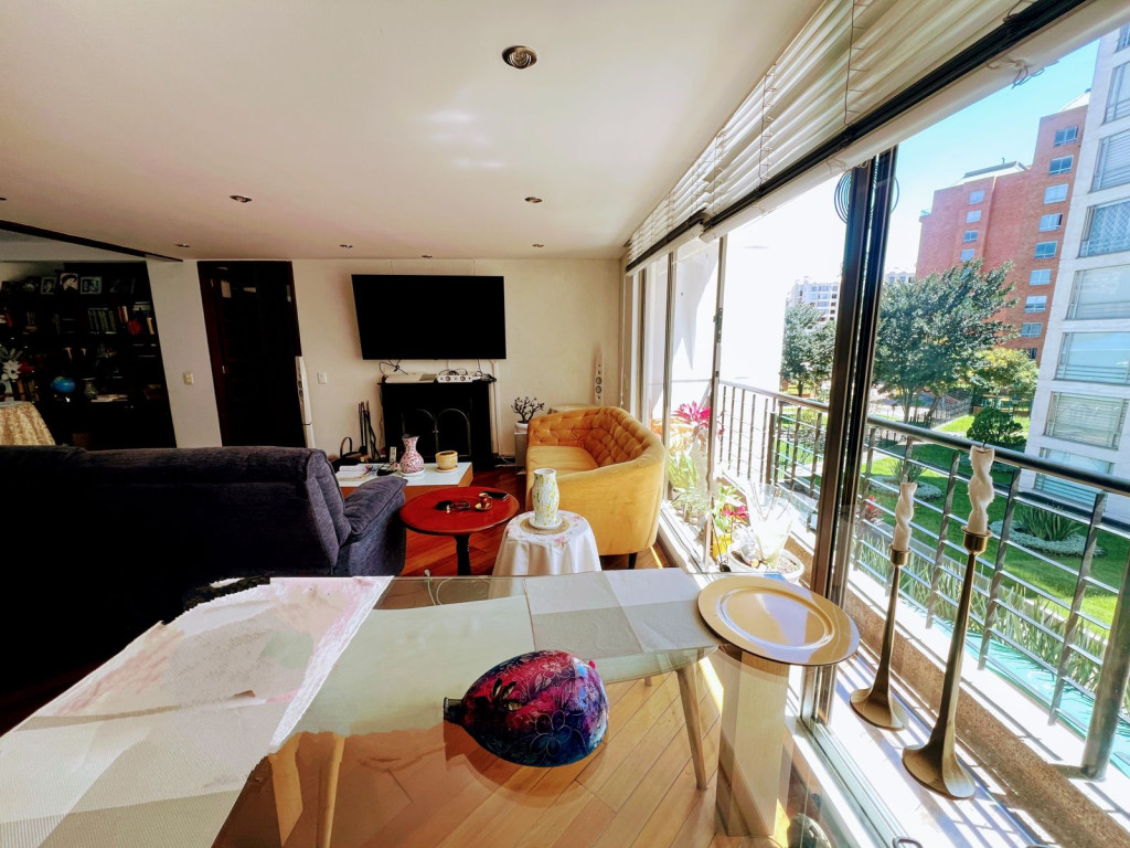 Apartamento en venta en Ciudad Salitre, Bogotá · foto 2 de 17